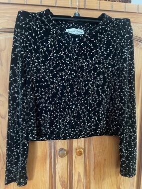 Vintage Ronni Nicole Black and White glitter floral accent long sleeve button up